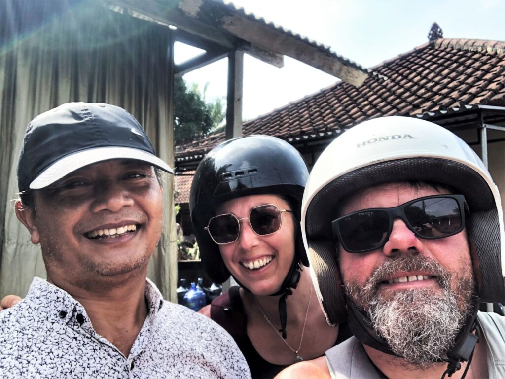 On a fait le tour de Bali à scooter.